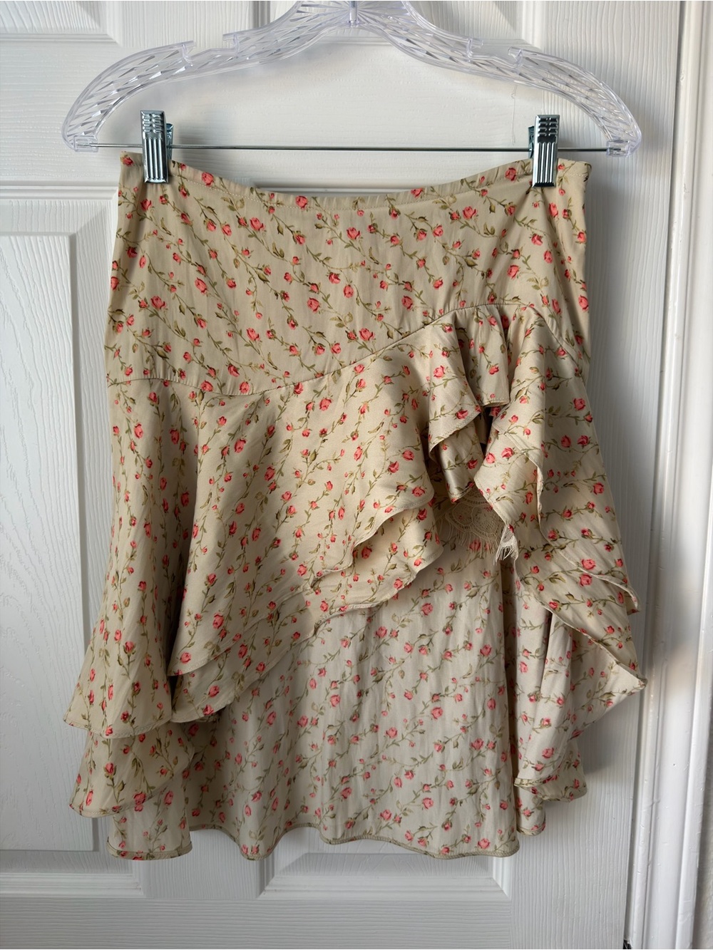 NWT Kimchi Blue Botanical Floral Ruffle Mini Skirt Size M - Picture 2 of 11